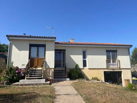 Location maison 6 pièces Cholet 49