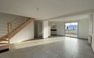 Photo Location maison Combourg