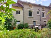 Location maison 8 pièces Location maison 8 pièces