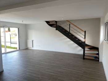 Location Maison 4 chambresDomagné