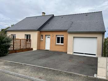 Location MaisonÉvron