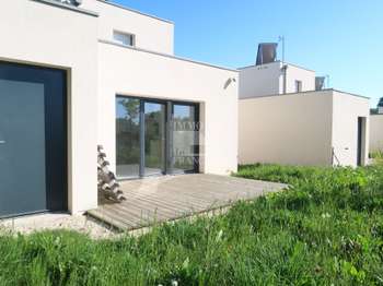 Photo Location maison Forcé