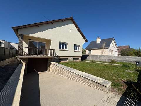 Location maison 5 pièces Ifs 14