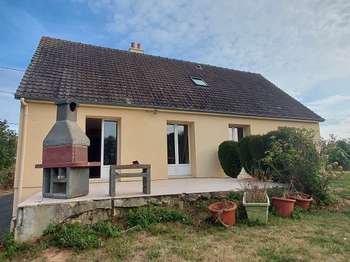 Photo Location maison Juaye-Mondaye