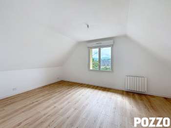 Location Maison 5 chambresJuaye-Mondaye