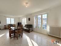 Location maison 8 pièces Location maison 8 pièces