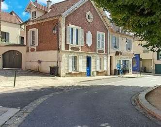 Location Maison 4 chambresLa Celle-Saint-Cloud