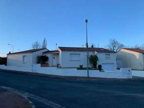 Location Maison 4 chambresLa Roche-Sur-Yon Saint André D'ornay - Zone Sud-Ouest