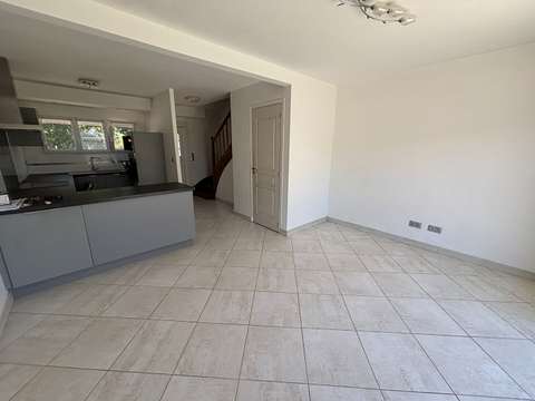 Location maison 4 pièces La Suze-sur-Sarthe 72