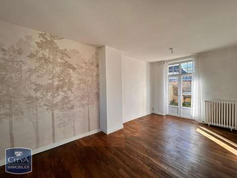 Location maison 2 pièces Laval 53