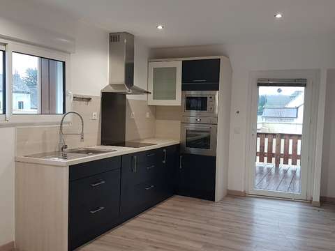 Location maison 3 pièces Laval 53