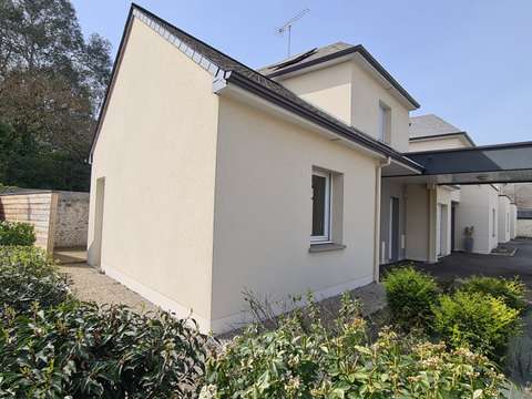 Location maison 5 pièces Laval 53