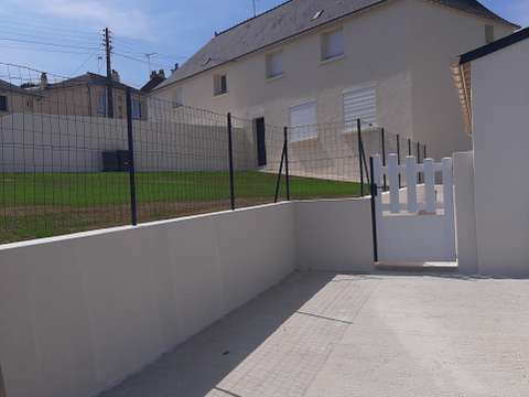 Location maison 4 pièces Laval 53