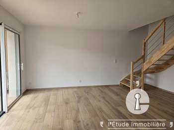 Location maison 4 pièces Laval 53