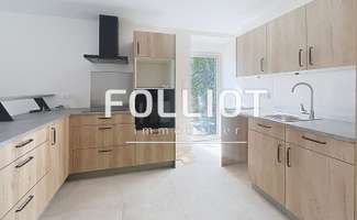 Photo Location maison Le Châtellier