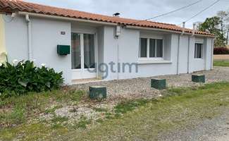 Photo Location maison Le Girouard