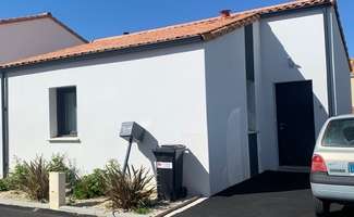 Photo Location maison Les Clouzeaux