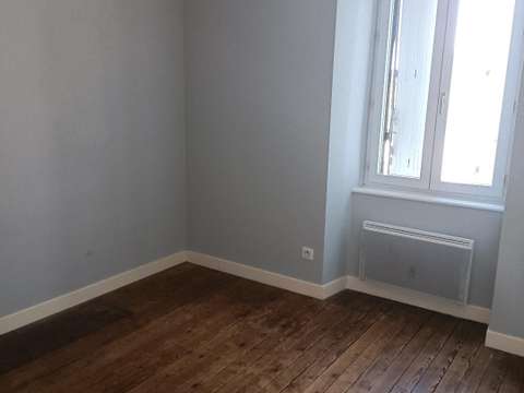 Location maison 6 pièces Les Epesses 85