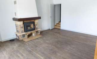 Photo Location maison Melesse
