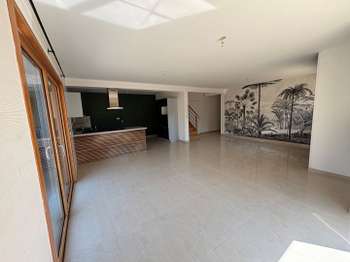 Location maison 9 pièces Location maison 9 pièces