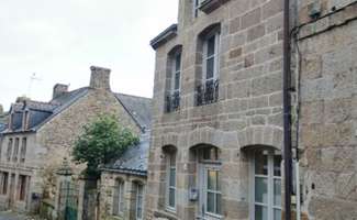 Photo Location maison Moncontour