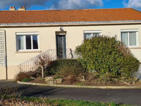 Location maison 6 pièces Montaigu-Vendée 85