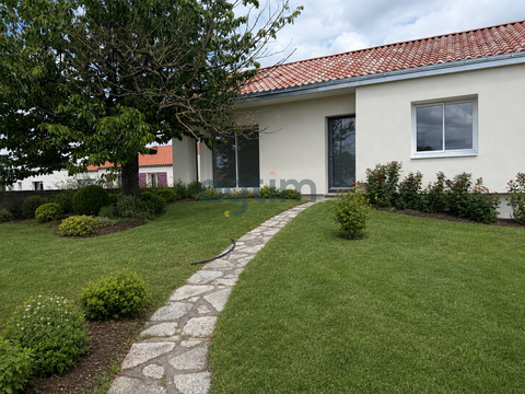Location maison 4 pièces Montaigu-Vendée 85
