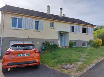 Photo Location maison Montfort-le-Gesnois