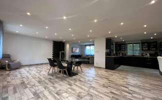 Photo Location maison Neuville-sur-Sarthe