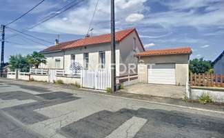 Photo Location maison Parthenay