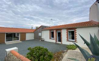 Photo Location maison Paulx