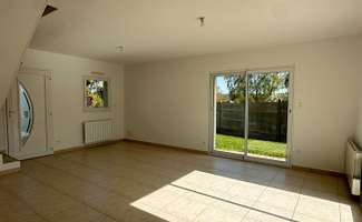 Photo Location maison Plaine-Haute