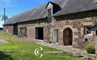 Photo Location maison Pleine-Fougères