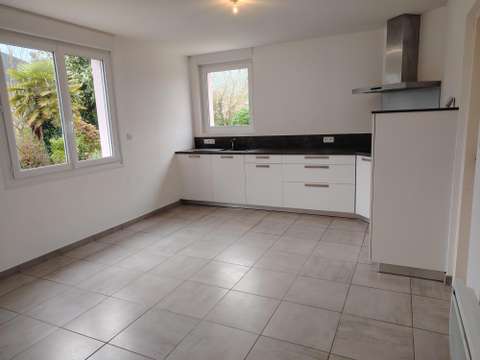 Location maison 6 pièces Location maison 6 pièces