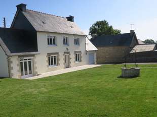 Photo Location maison Ploumagoar