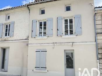 Location Maison 5 piècesRuelle-sur-Touvre