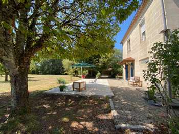 Location maison 9 pièces