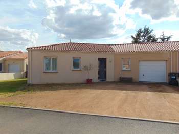 Location Maison 3 chambresSaint-André-de-la-Marche