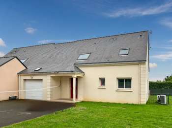 Photo Location maison Saint-Aubin-des-Châteaux