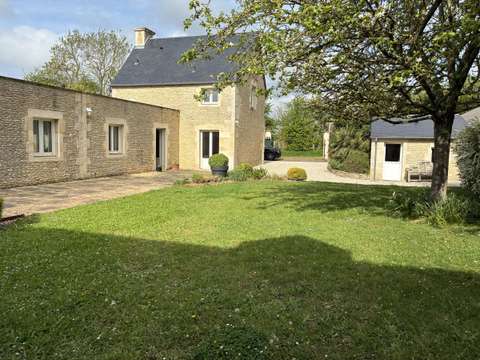 Location maison 8 pièces Saint-Contest 14