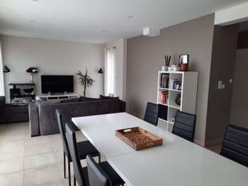 Photo Location maison Saint-Didier