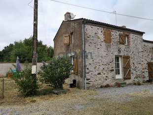 Photo Location maison Saint-Georges-de-Montaigu