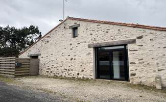 Photo Location maison Saint-Julien-des-Landes