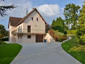 Location Maison 6 chambresSaint-Just-le-Martel