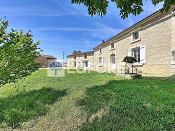 Photo Location maison Saint-Léger-de-Montbrun