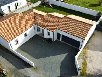 Location Maison 5 chambresSaint-Martin-des-Noyers