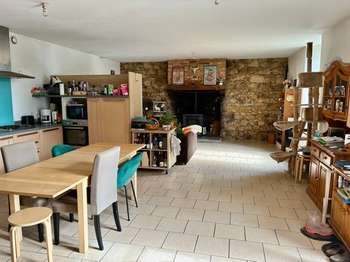 Photo Location maison Saint-Pern