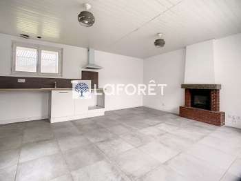 Photo Location maison Saint-Pierre-des-Échaubrognes
