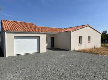 Photo Location maison Saint-Prouant