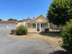 Location Maison 2 chambresSaint-Sulpice-le-Verdon